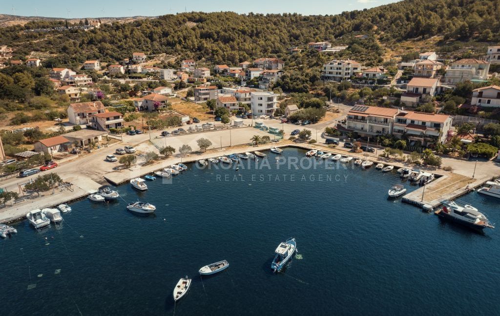 penthouse first row to the sea marina (10)