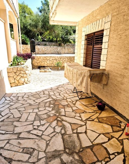 renovated apartment house ciovo - 3428 (9)