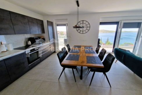 spacious detached house rogoznica - 3440 (1)