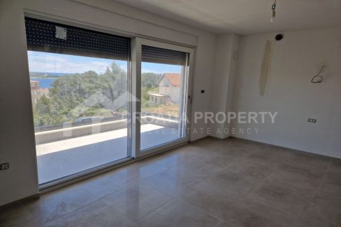 new first floor apartment primosten - 3474 (1)