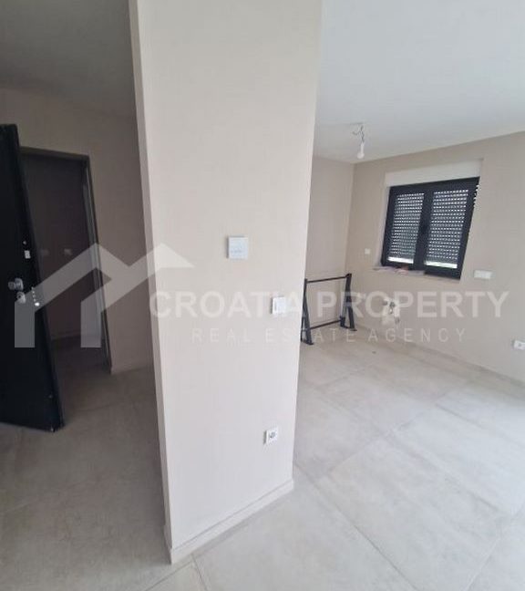 new ground floor apartment (7)