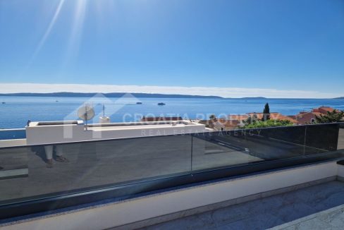 two-bedroom penthouse apartment ciovo - 3471 (1)