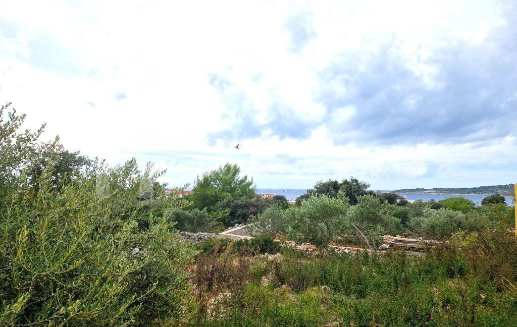 building plot near sea rogoznica - 3500 (1)