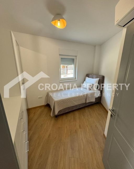 furnished apartment baska voda (7)