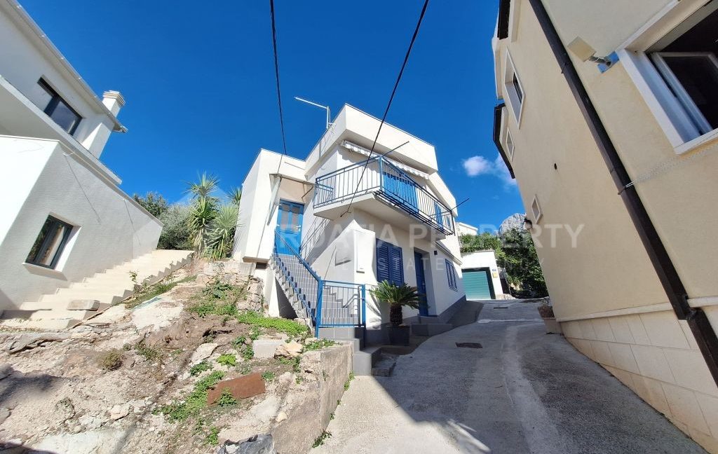 furnished apartment house krvavica (3)