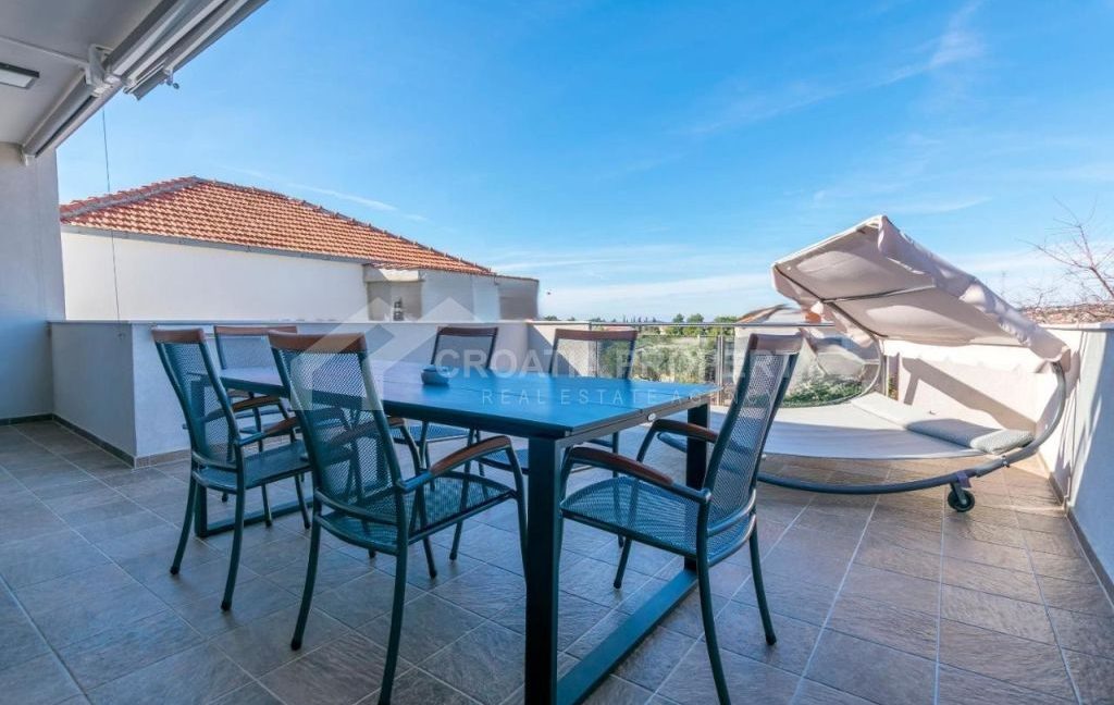 spacious detached house with pool rogoznica - 3517 (7)