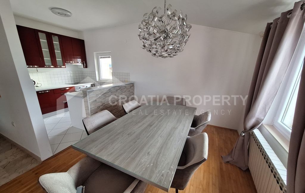 apartment house near sea duce (5)