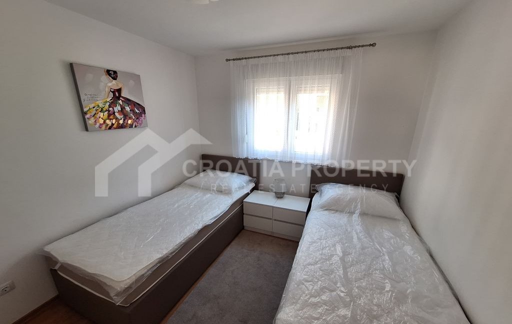 apartment with private pool makarska (9)