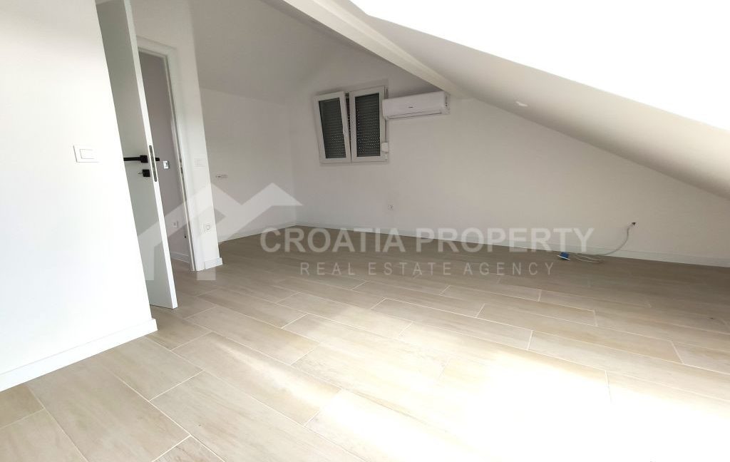 duplex apartment rogoznica (3)