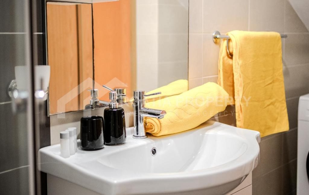 first row to sea apartment brac (15)