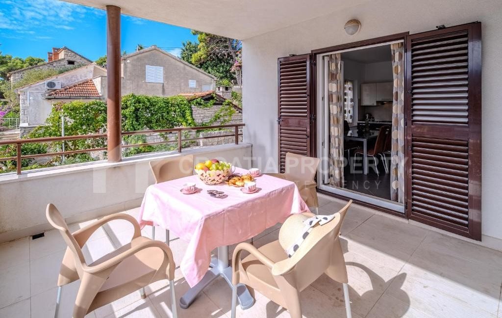 first row to sea apartment brac (4)