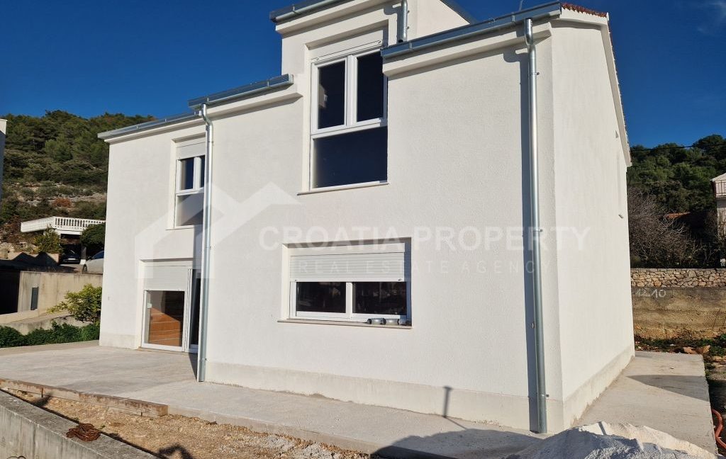 house under construction trogir (8)