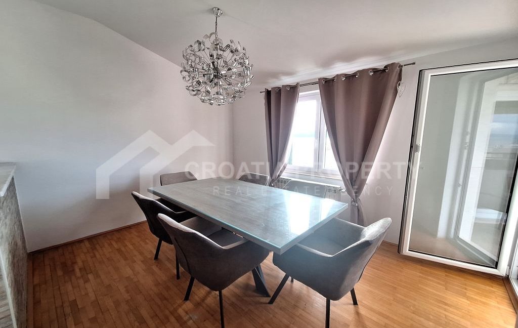 second floor apartment duce (2)