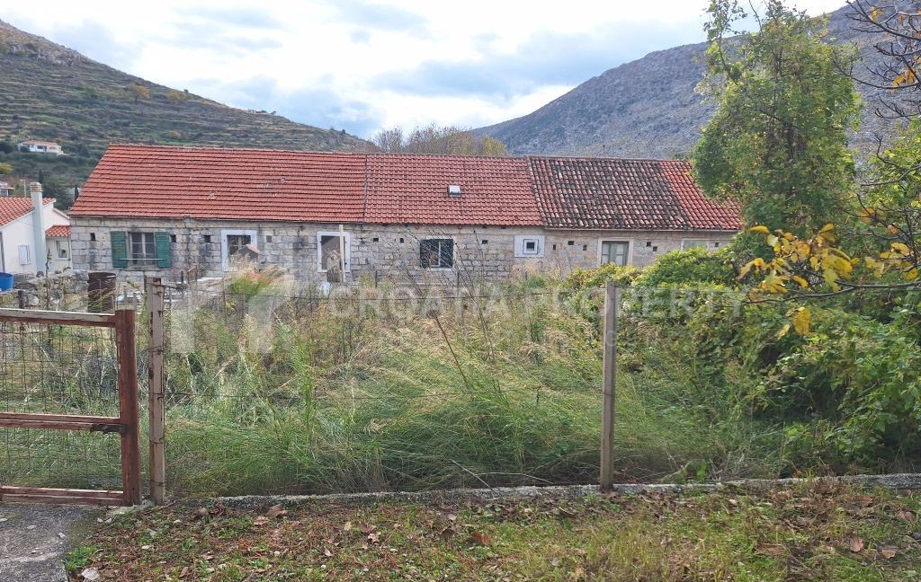 terraced house center zrnovnica (11)