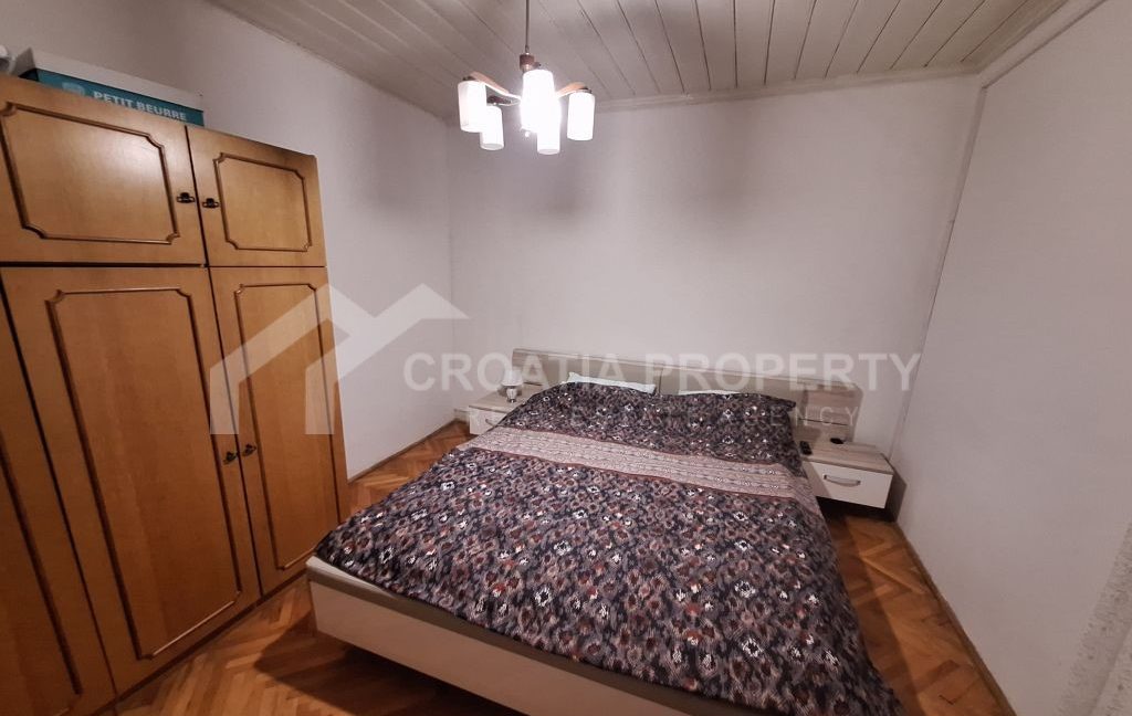 terraced house center zrnovnica (3)