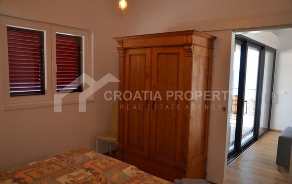 seaside penthouse apartment seget vranjica (5)