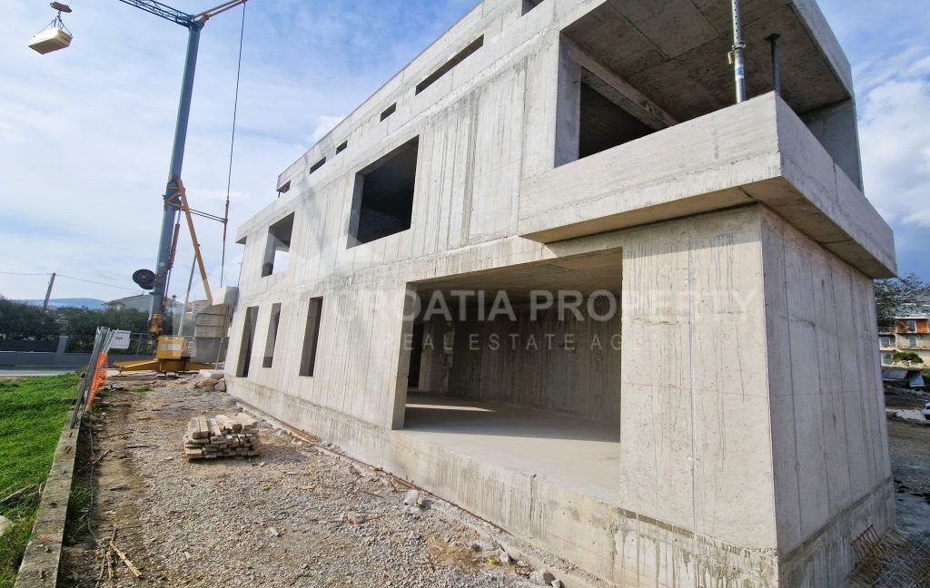 beautiful new penthouse apartment kastela (1)