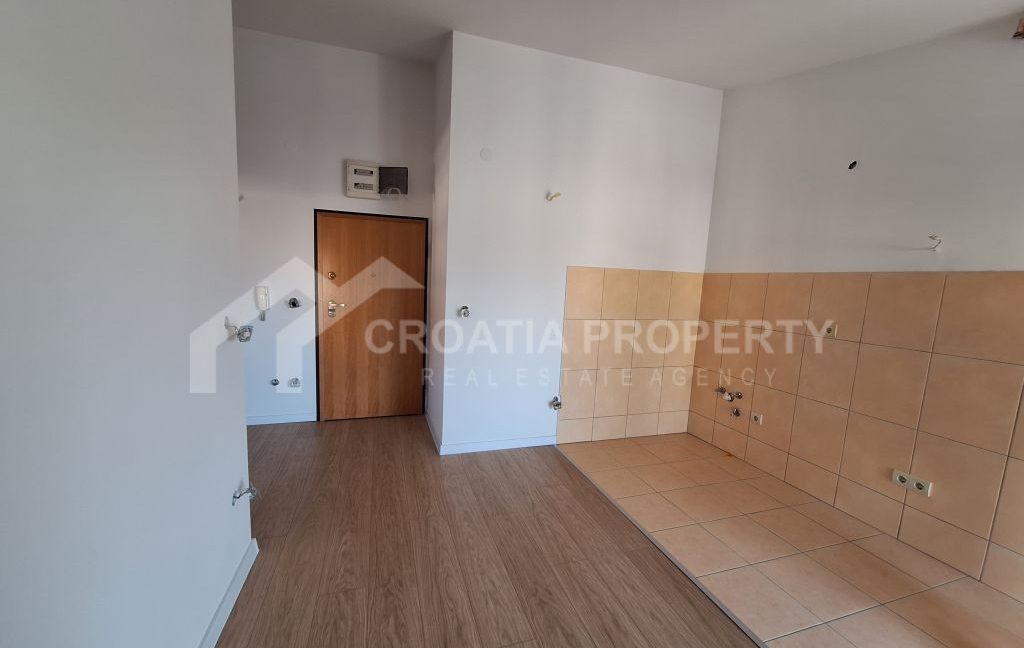 charming apartment with view split (2)