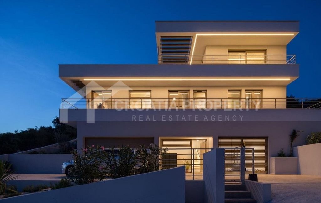 luxury villa with pool rogoznica - 3633 (10)