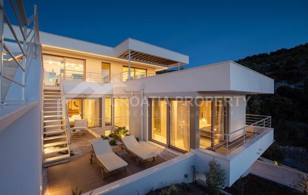 luxury villa with pool rogoznica - 3633 (13)