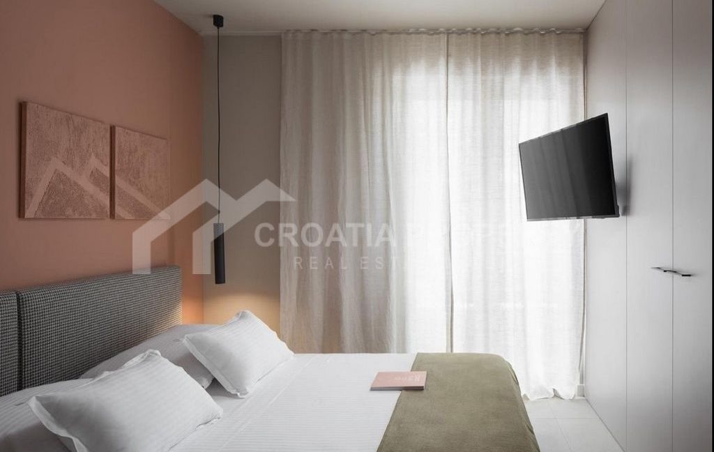 luxury villa with pool rogoznica - 3633 (2)