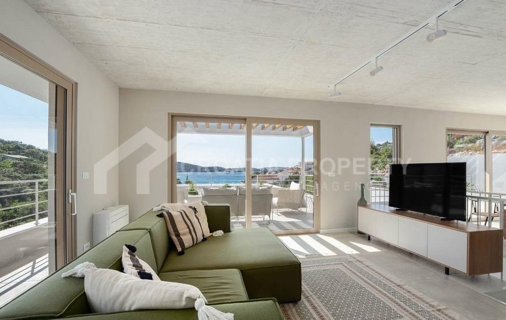 luxury villa with pool rogoznica - 3633 (7)