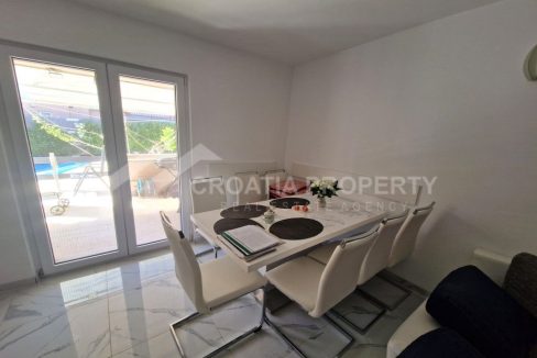 pool house near the beach pirovac - 3631 (1)