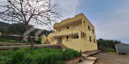 Großzügiges Haus mit Meerblick Marina