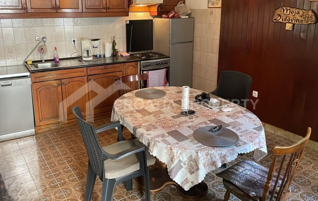 stone house near the sea (2)