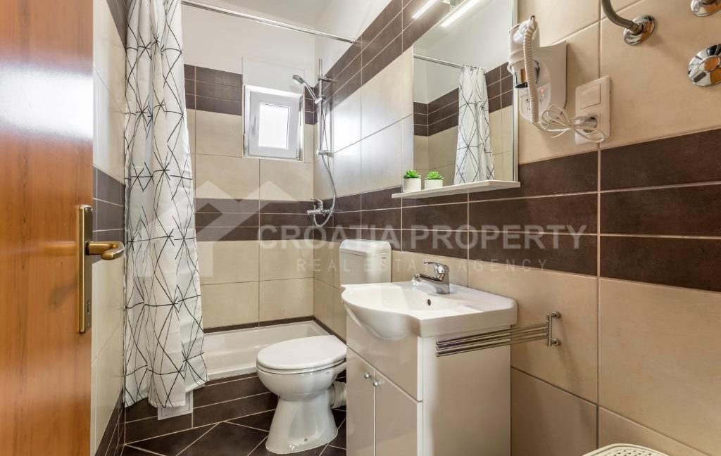 charming pool villa with substantial garden ciovo - 3658 (13)