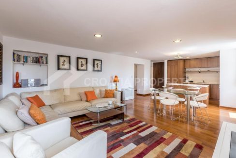 commodius furnished apartment in the centre split - 3646 (1)