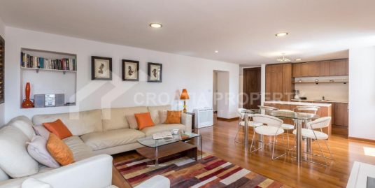 Geräumige möblierte Wohnung im Zentrum Split