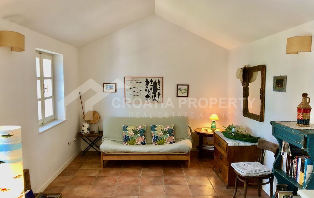 exclusive first row to the sea plot brac - 3672 (4)