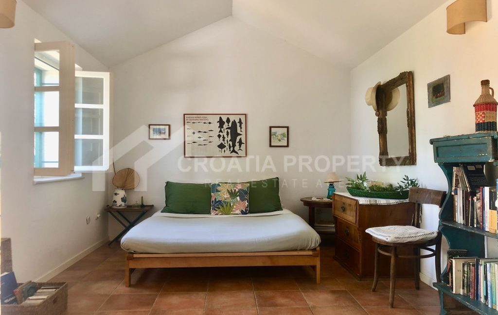 exclusive first row to the sea plot brac - 3672 (5)