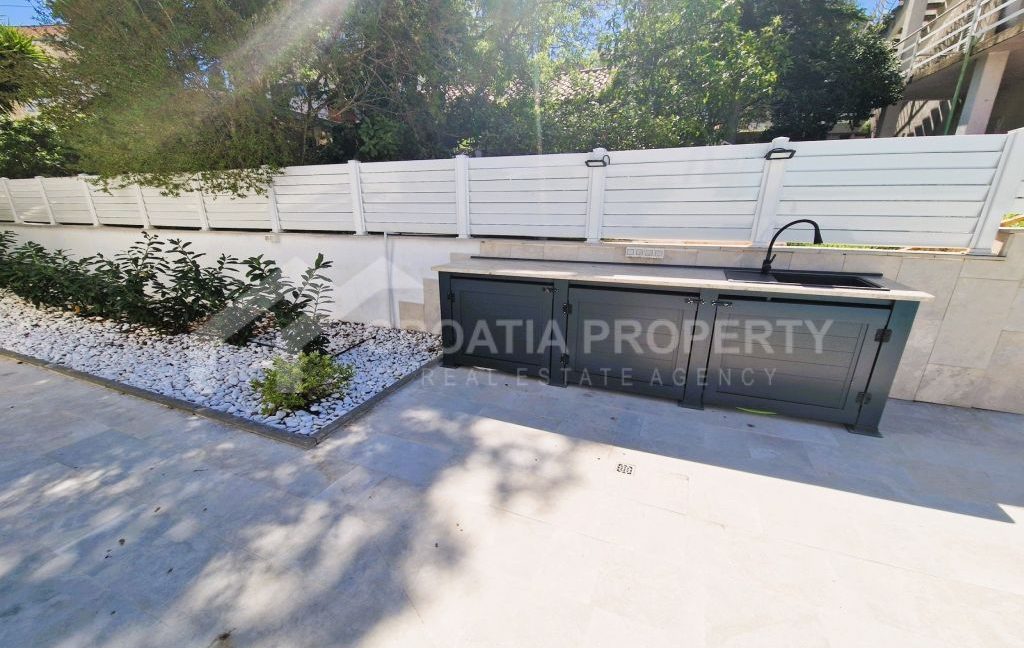 furnished seaside apartment with pool ciovo (16)