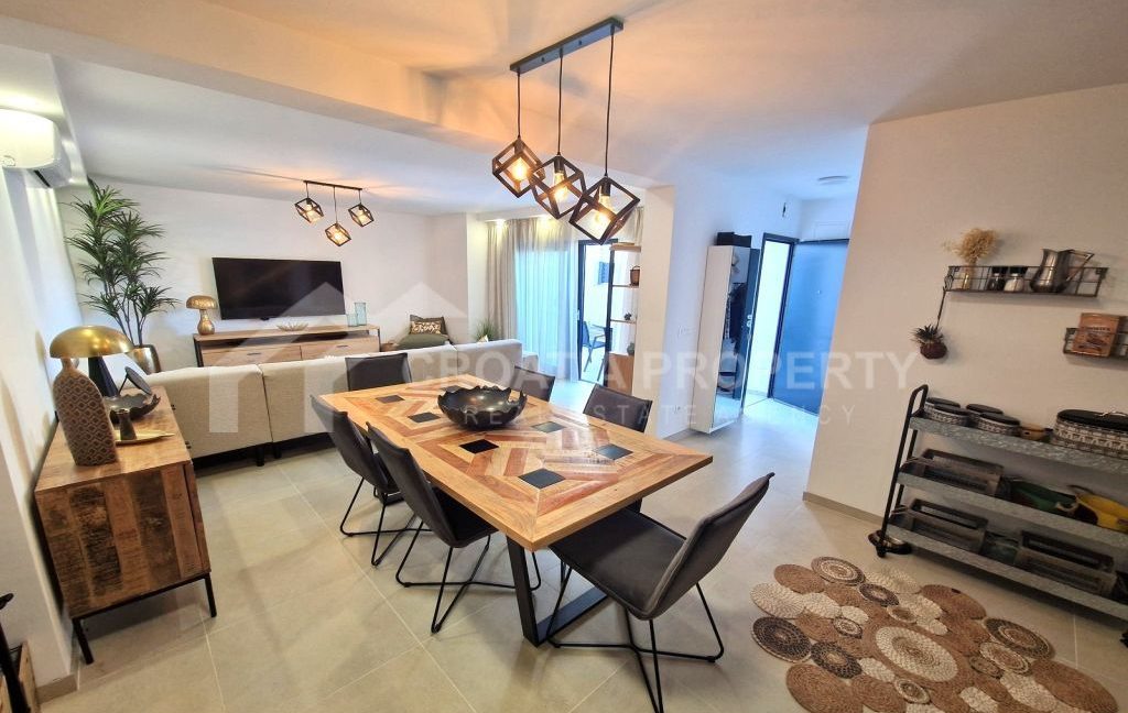 furnished seaside apartment with pool ciovo (5)