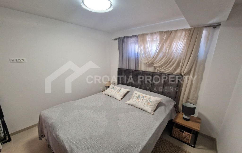 furnished seaside apartment with pool ciovo (7)