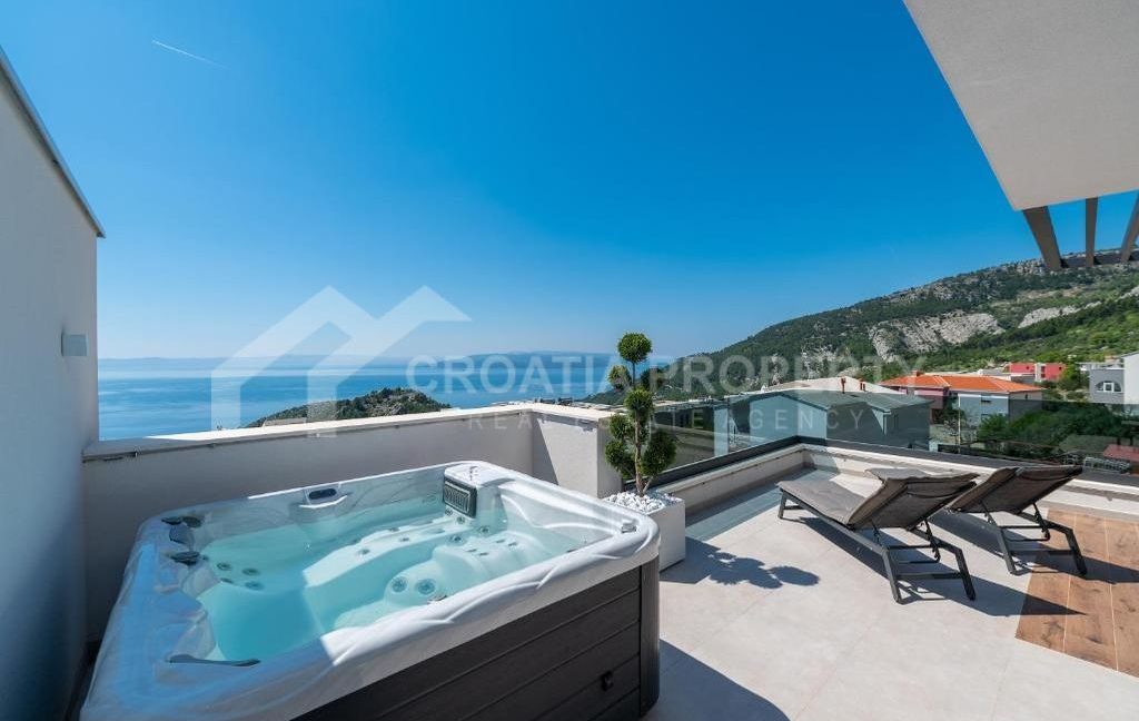 hillside villa with pool (11)