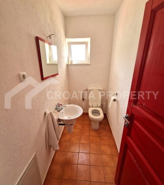 mediterranean style house with cultivated garden ciovo - 3680 (11)