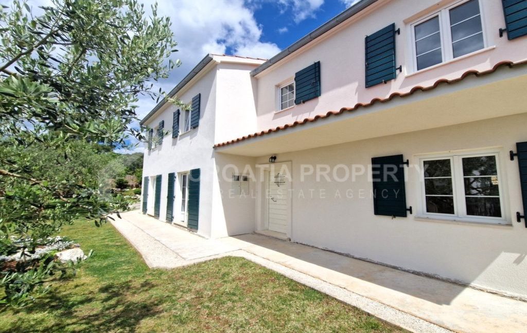 mediterranean style house with cultivated garden ciovo - 3680 (18)