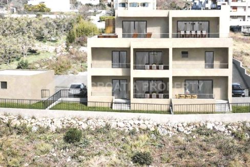 new apartment with spacious garden - 3652 (1)