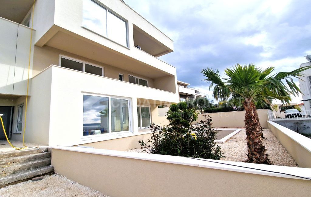 penthouse apartment with sea view ciovo - 3651 (6)