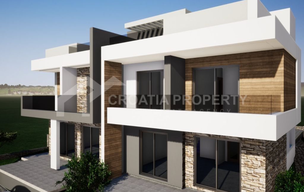 seaside spacious house with pool (1)