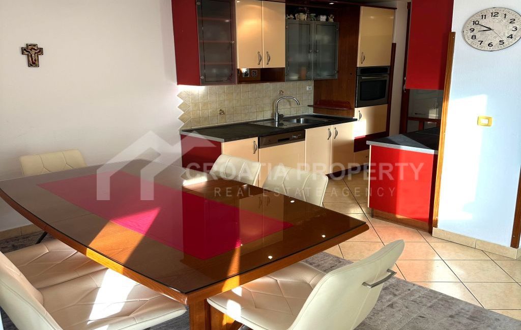 spacious apartment near the beach split - 3647 (2)