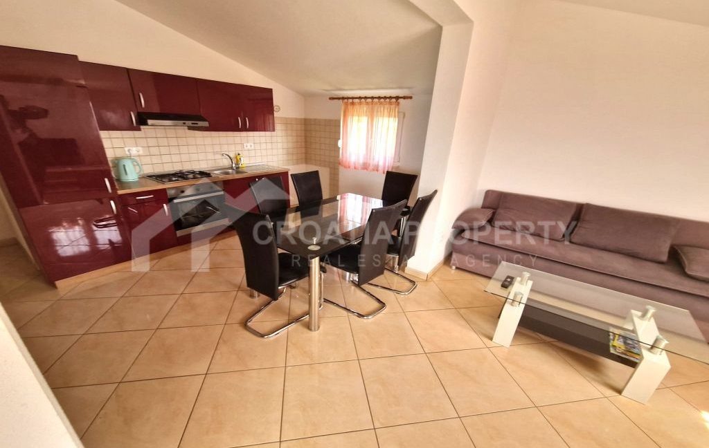 spacious apartment with sea view ciovo (5)