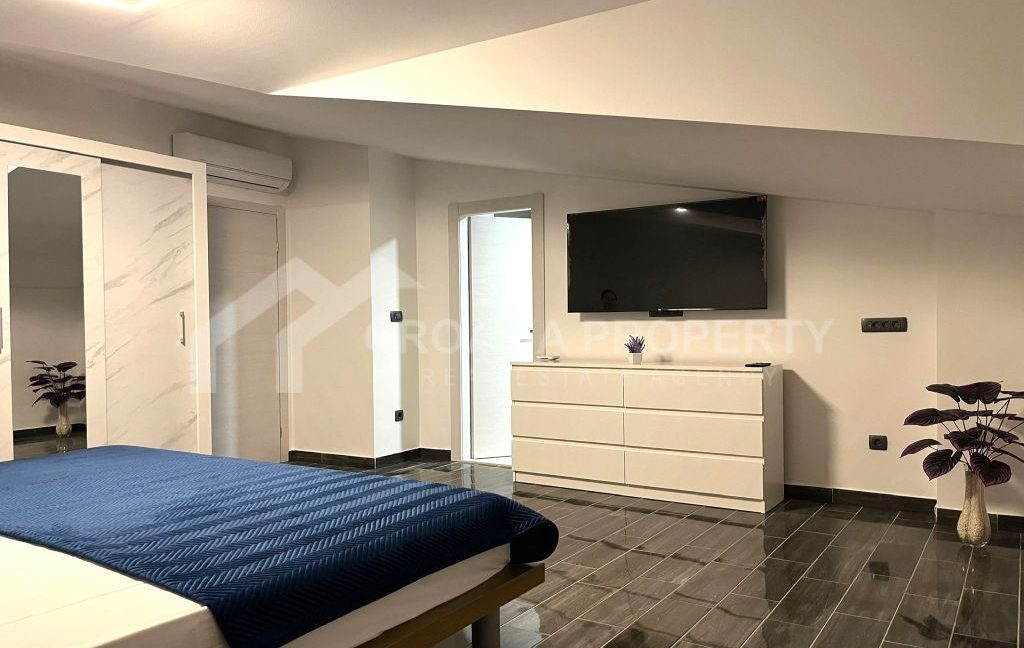 spacious detached house near the sea ciovo - 3667 (12)