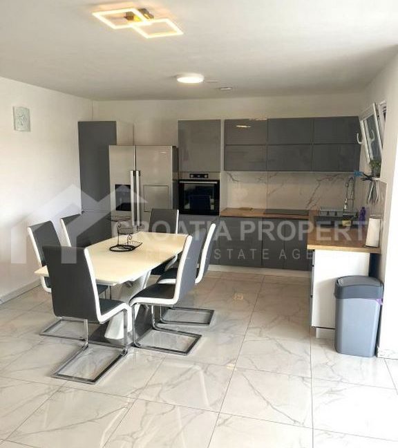 spacious detached house near the sea ciovo - 3667 (8)