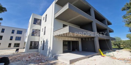 Großzügiges Strandapartment Srima