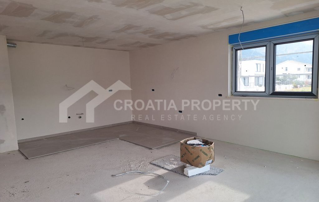 two bedroom apartment with parking space makarska (3)