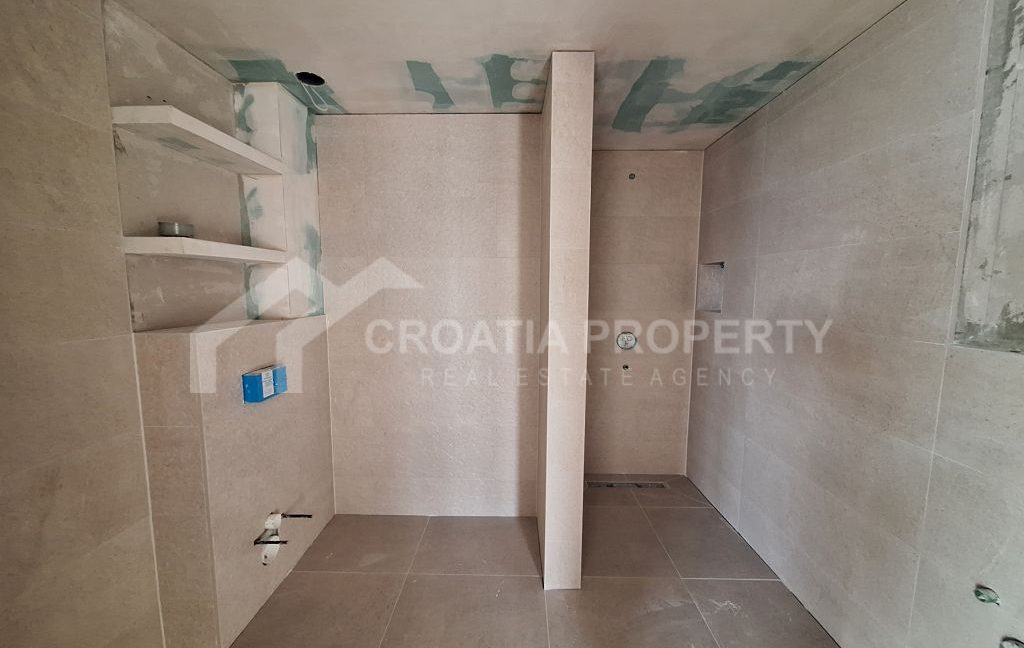 two bedroom apartment with parking space makarska (7)